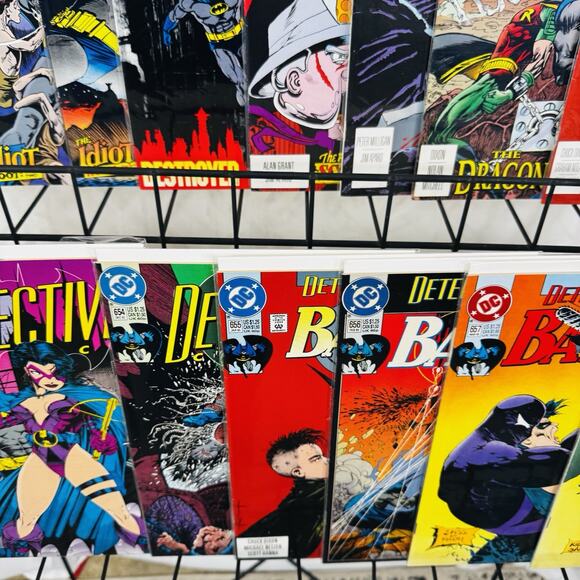 Detective Comics ft Batman 638-643 650-659 lot Vs Sam Kieth Travis Charest Cover - Picture 6 of 7